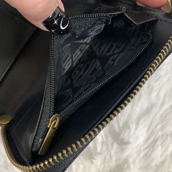 Kurt Geiger London Black Quilted Nylon Small Zip Around Wallet - Picture 7 of 9